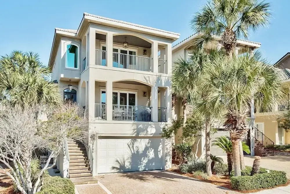 Just the Ticket 4 Bedroom Holiday Home by Five Star Properties