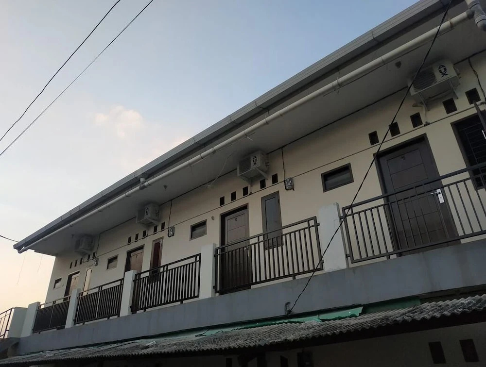 Spot On 92645 Nita Residence Syariah