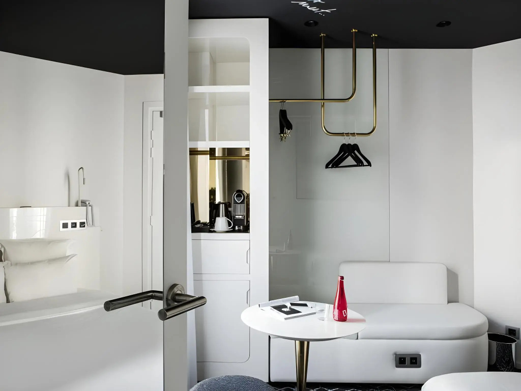 Le General Hotel 29