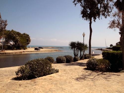 Beach & Waterfront