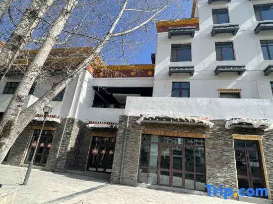 Xiaheshan Ancient Homestay (Cultural Plaza)