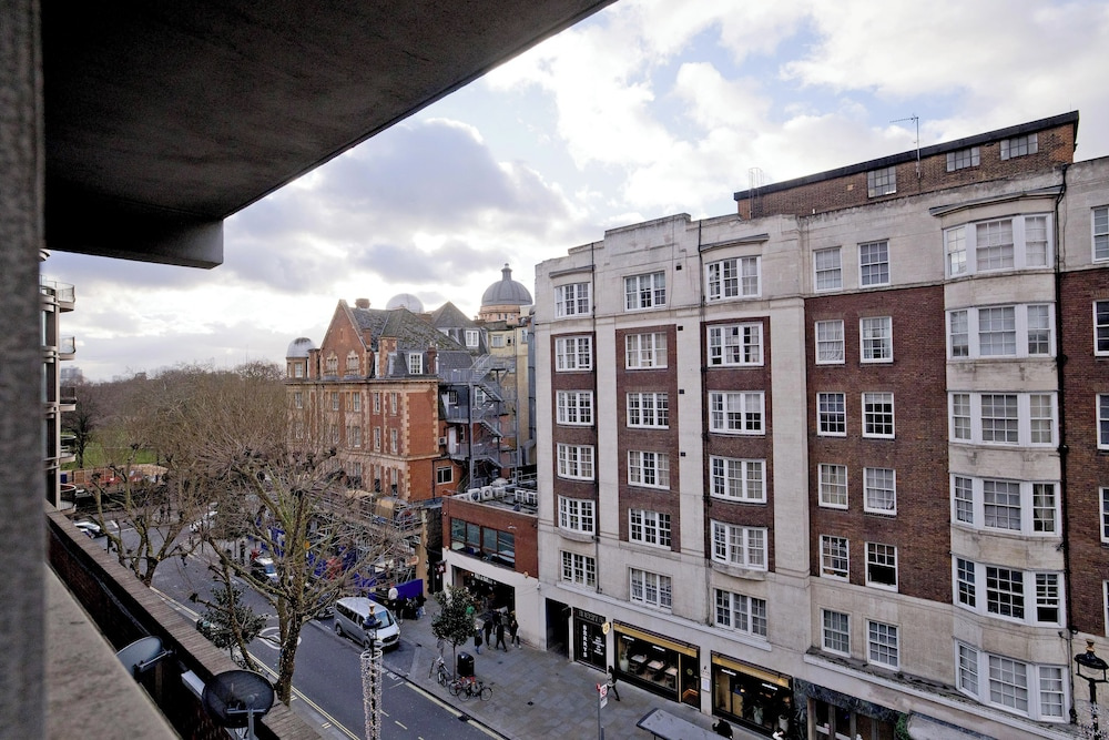 Imperial Queensway Apartment
