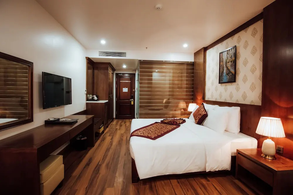 Superior Double room (full double bed)
