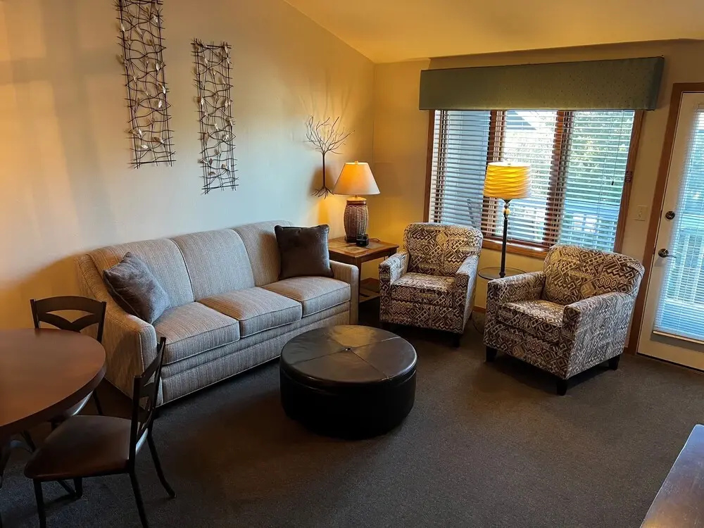 Evergreen Hill Condominiums - Chambres