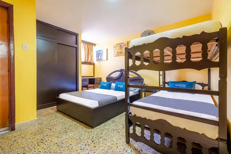 Hotel Almirante - Chambres