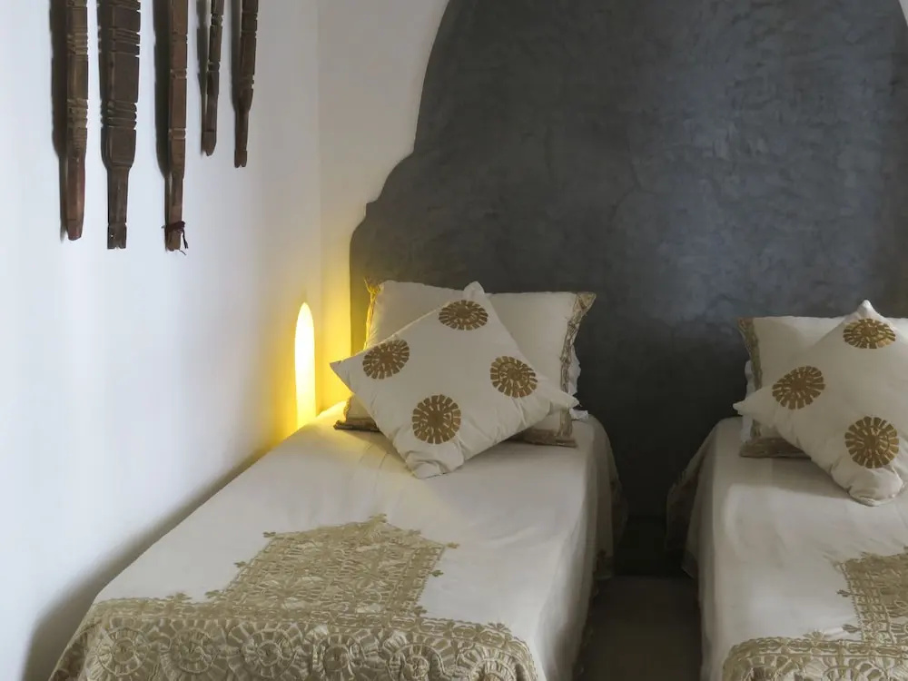 Superior Double room with balcony (full double bed)