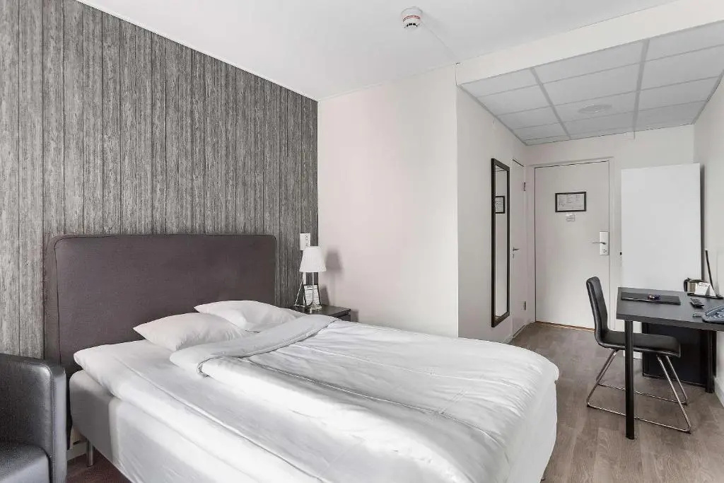Best Western Hotel Tranas Statt - Chambres