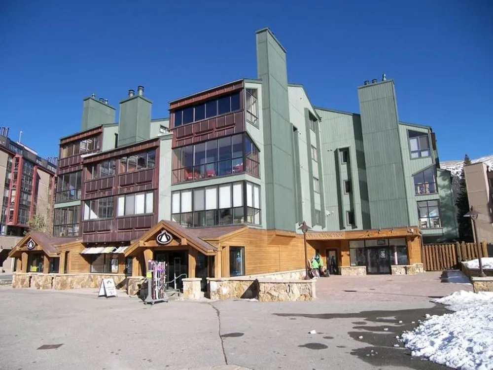 Copper Junction Condos Inc