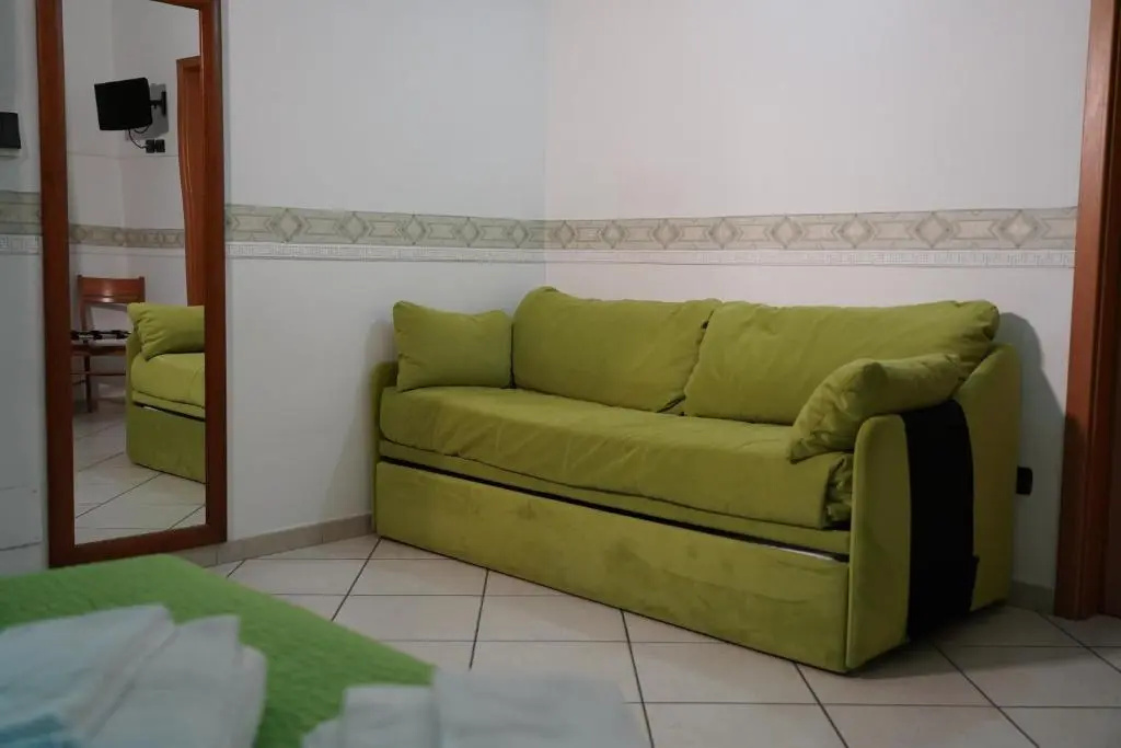 Economy room