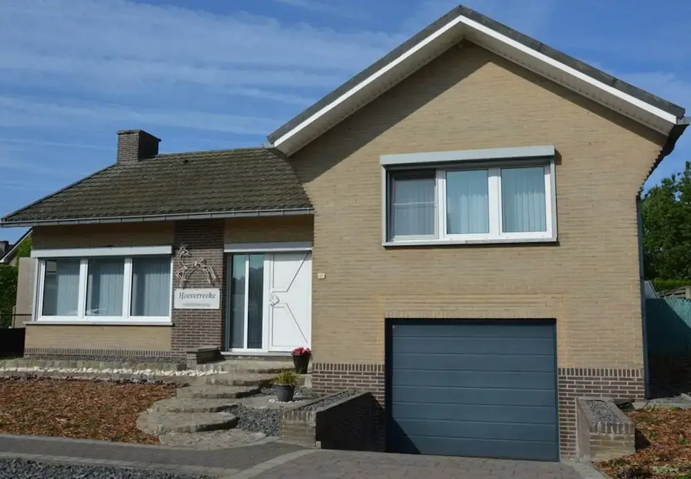 Charming Belgian Getaway in Oudsbergen - 3 Bedrooms & Garden - фото 16