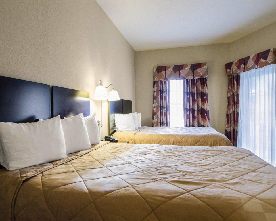 Comfort Suites Batesville - фото 4
