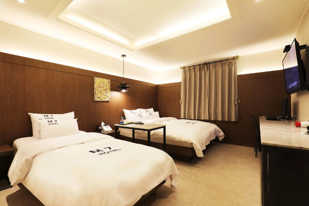 Standard Double room (twin beds)