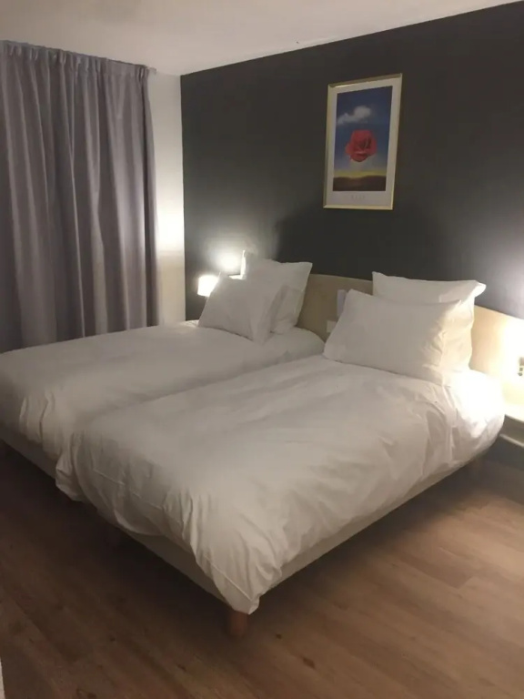 Superior Double room (full double bed)