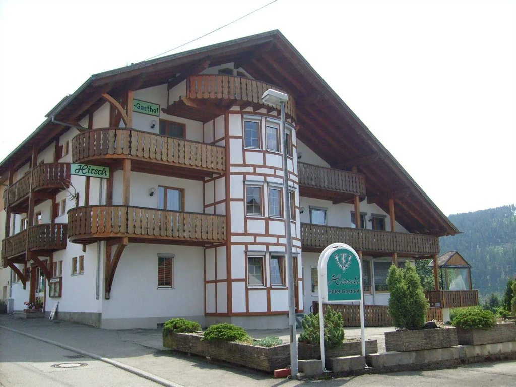 Schwarzwaldhotel-Gasthof Hirsch