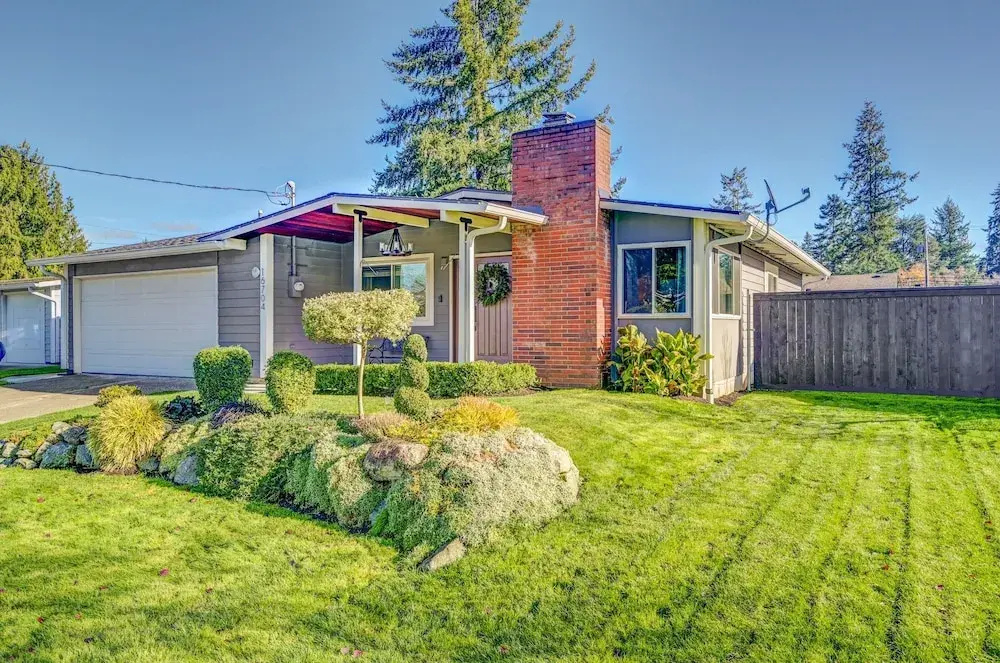 Renton Oasis: Relaxing 3br Home W/ Great Outdoor! 3 Bedroom Home by RedAwning - фото 20