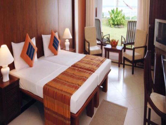 Coral Sands Hotel