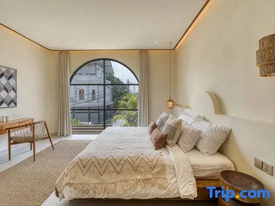 Casa Tove - 2BR Mediterranean Villa in Uluwatu - A Luxury Private Villa By Balinest Villas