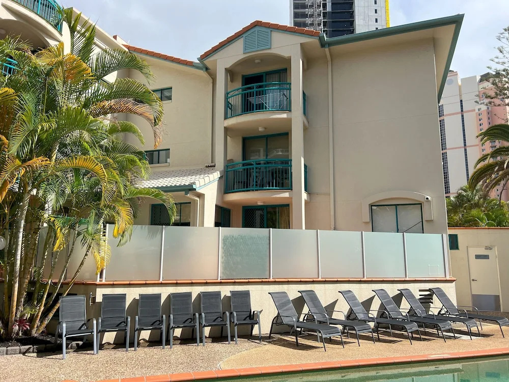 CHA Private Apts Aruba Beach