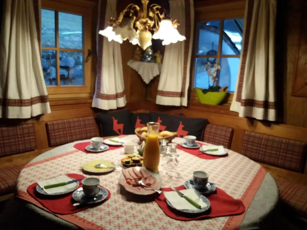 Economy room