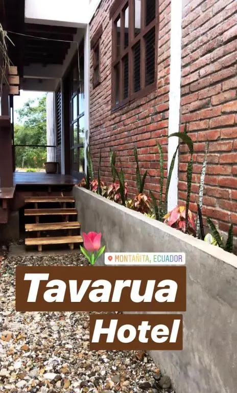 Tavarua Hotel