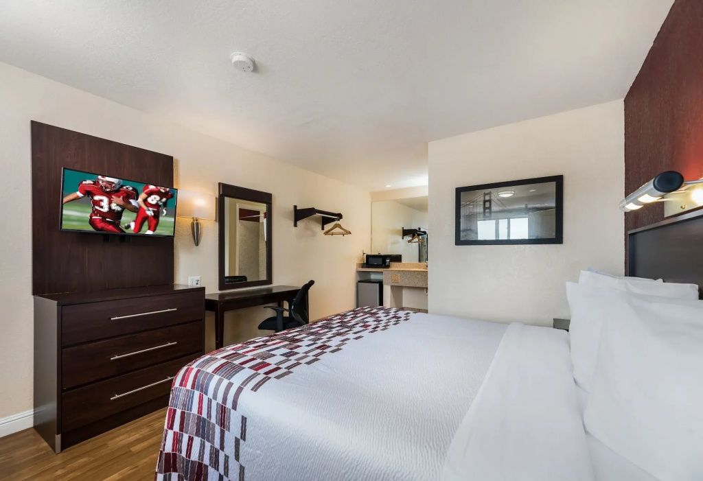 Red Roof Inn Stockton - фото 30