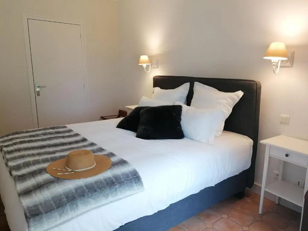 Les Vieilles Tours - Chambres