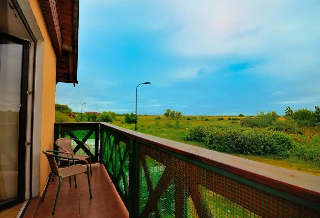 2 Bedrooms Apartment with sea view