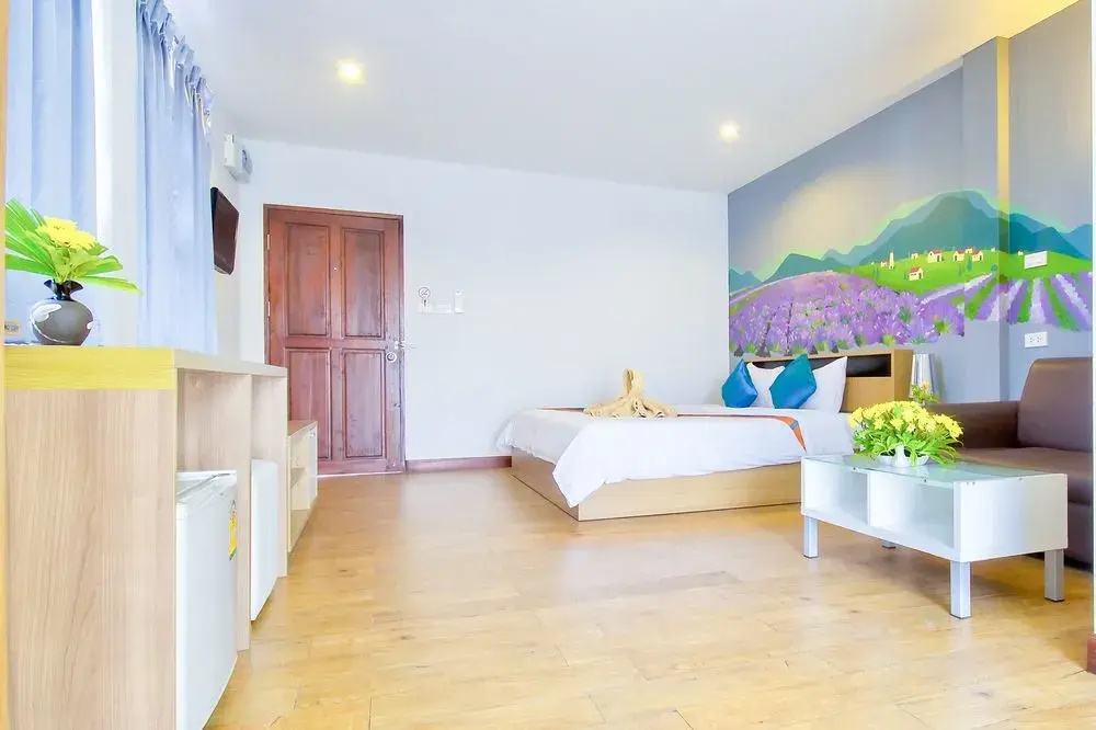 Отель Sea Breeze Jomtien Residence в Паттайе