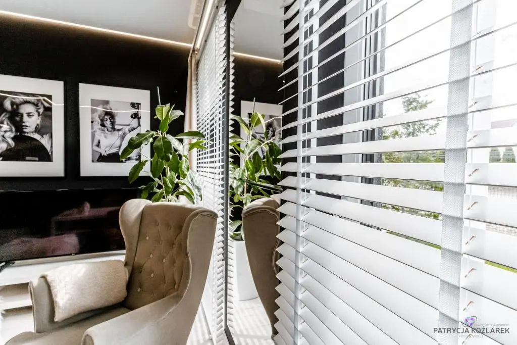 Apartament Black