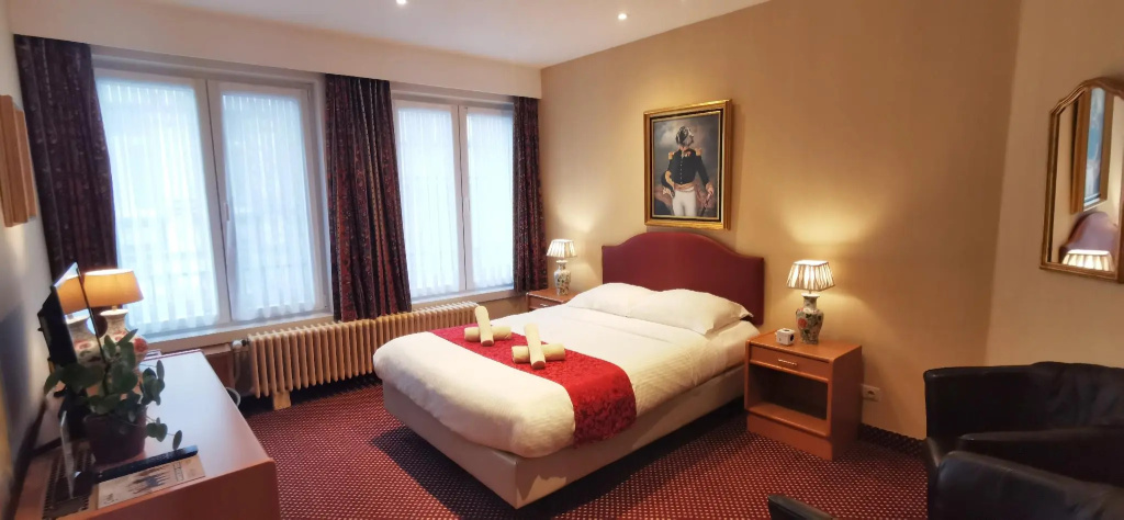 Standard Double room (full double bed)
