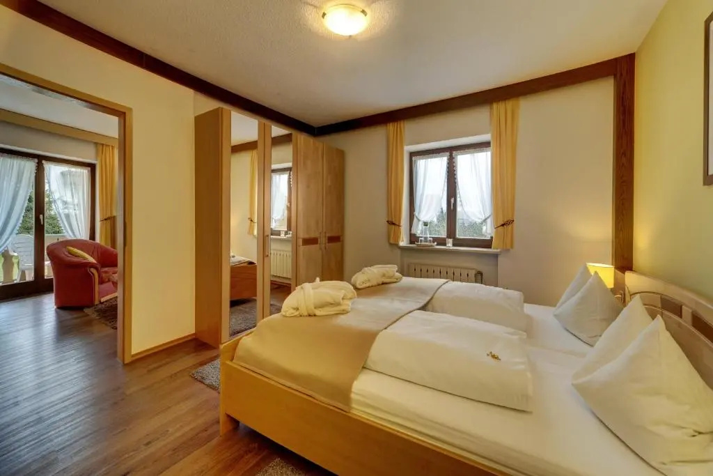 Zur neuen Post Landhotel - Chambres
