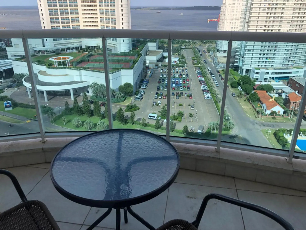 Casino Tower - Departamento Piso 18