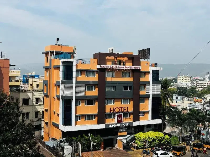 Elegant Hotel