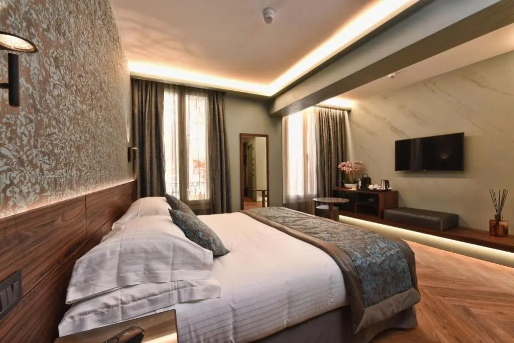 Comfort Double room (full double bed)
