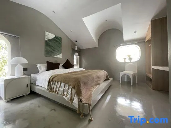 Deluxe Family Suite