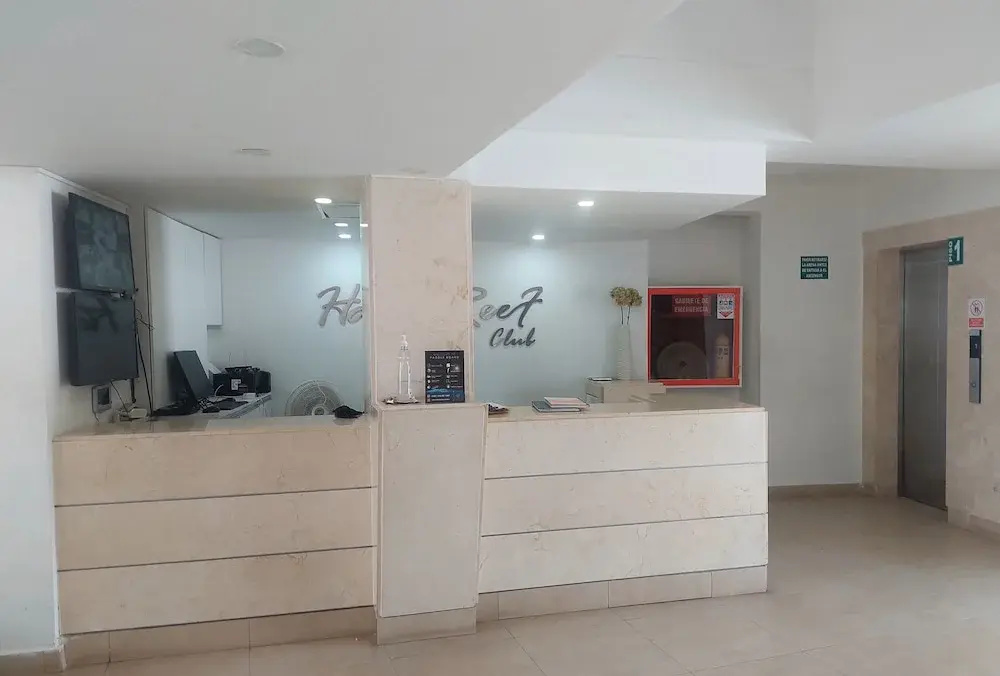 Hotel photo 12