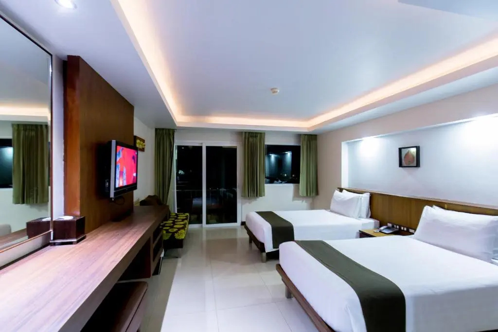 Deluxe Double room (twin beds)