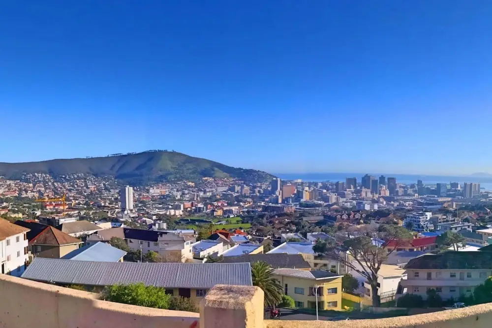 2 Bedroom Apartment in Vredehoek Towers