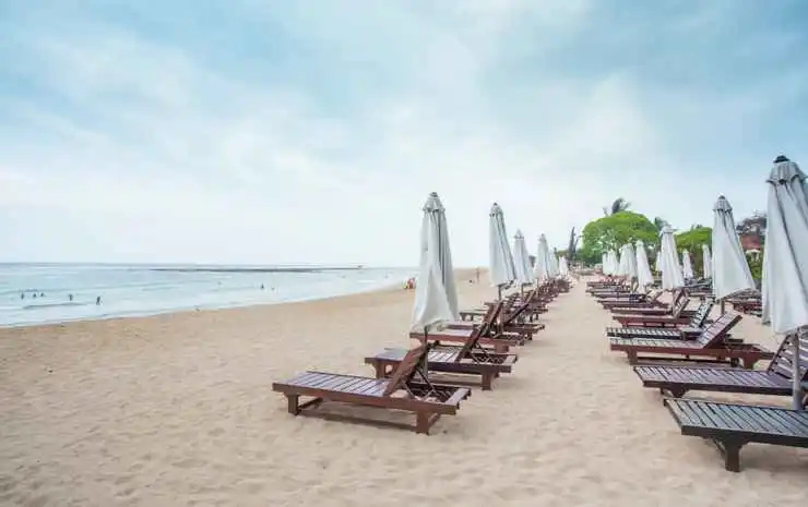 Beach & Waterfront