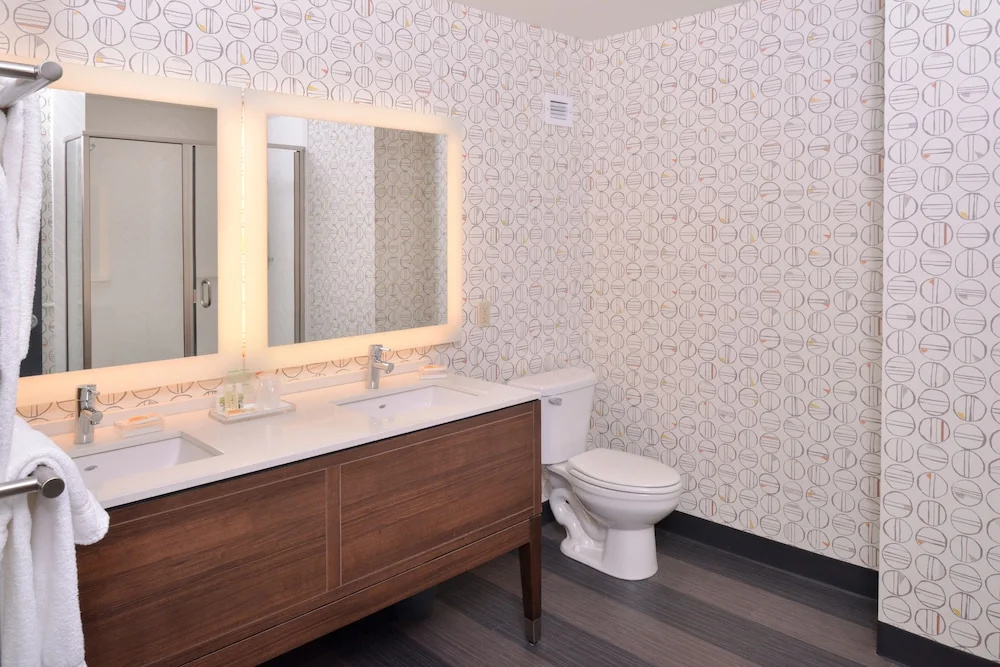 Holiday Inn Kansas City Airport by IHG - Chambres