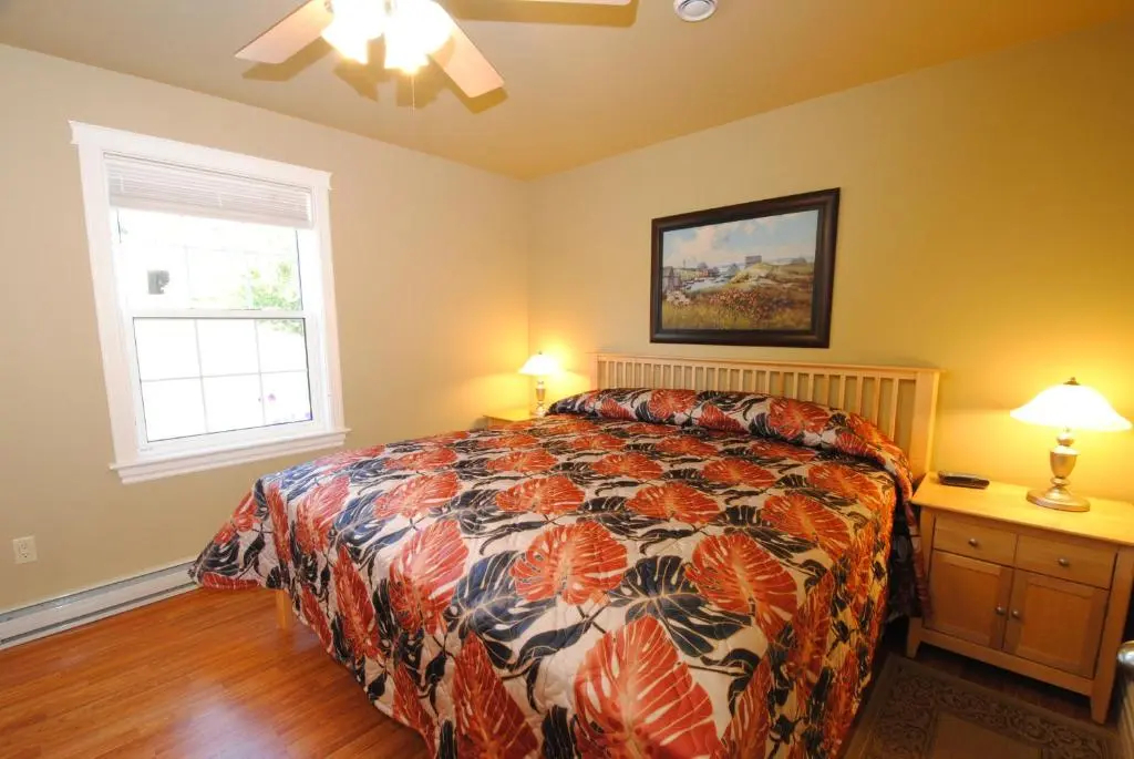 2 Bedrooms Apartment with lake view