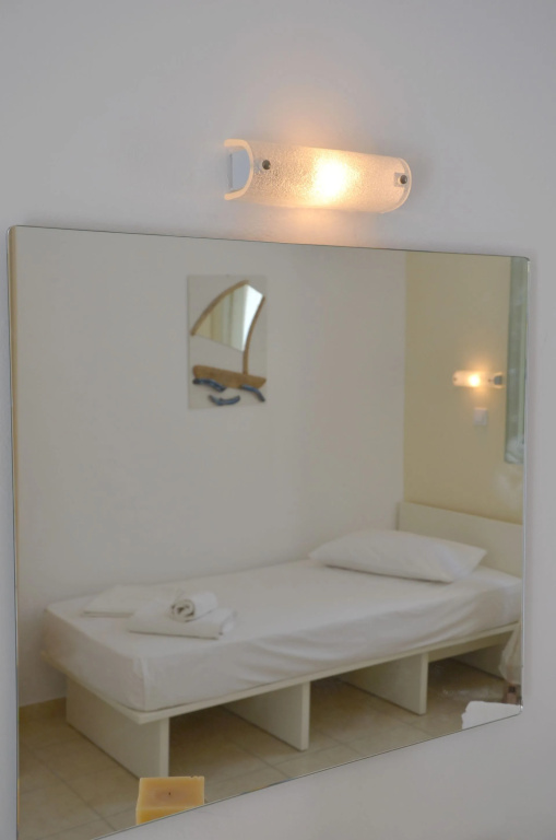 Deluxe Double room with sea view (full double bed)