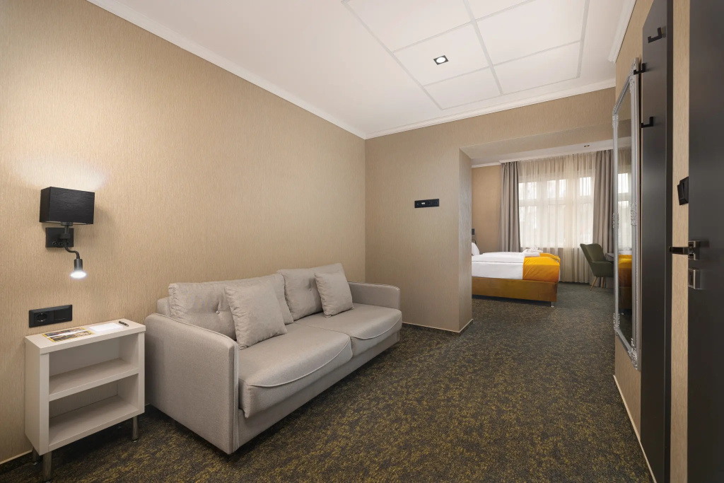 Standard Double room (twin beds)