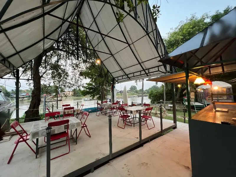 Ayutthaya Rive Camp And Yacht Charter