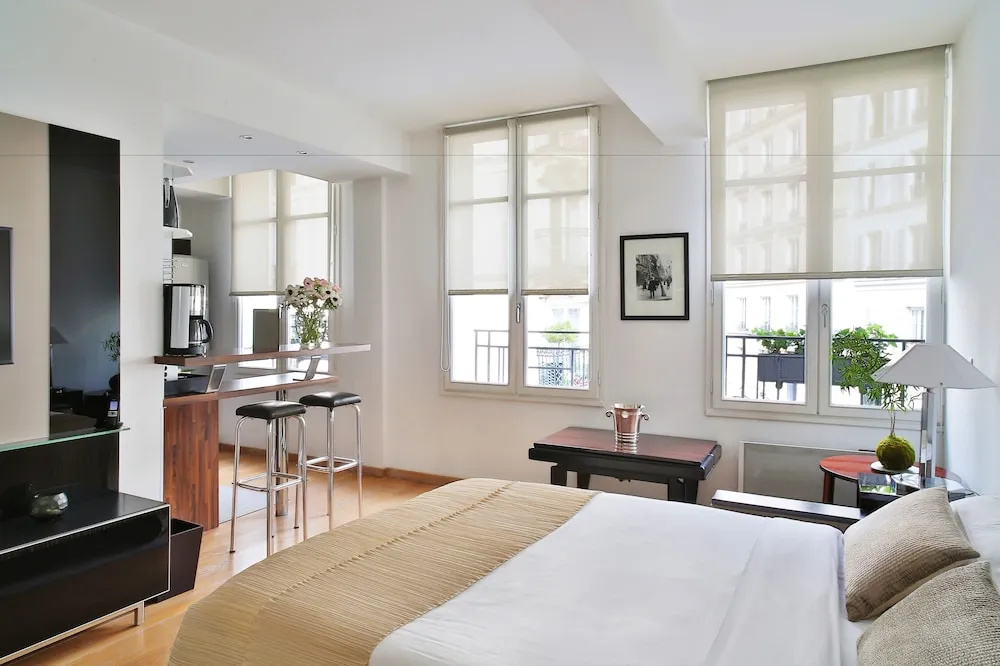 Montmartre Residence 84