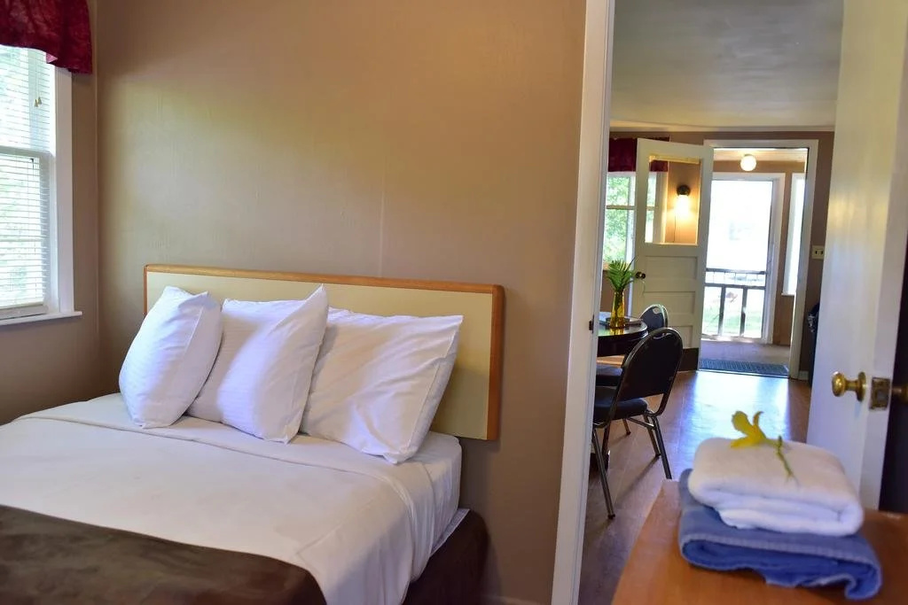 Delton Oaks Resort