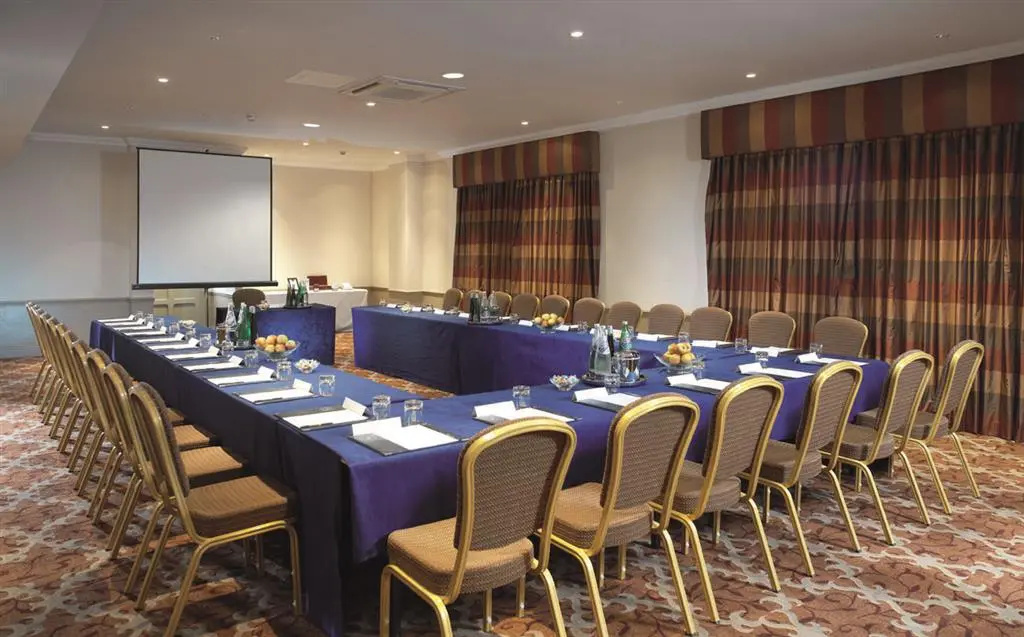 Macdonald Frimley Hall Hotel and Spa - Général