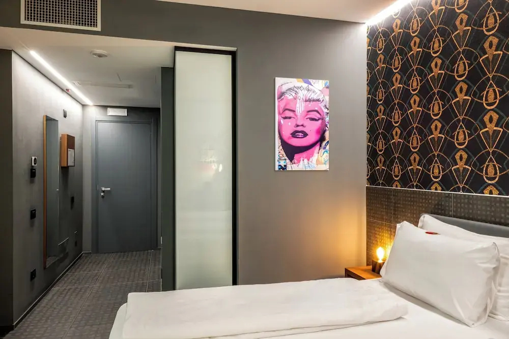 Hotel photo 8