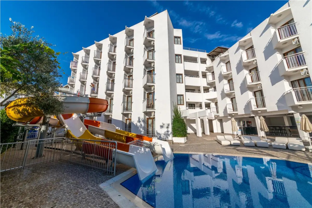 Hotel photo 1