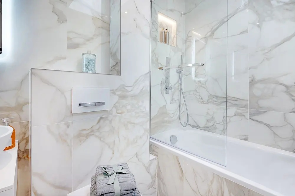 Marble Arch Suite 4-hosted by Sweetstay